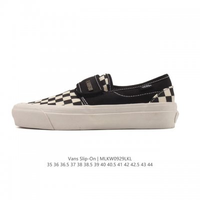 万斯 Vans 中性Classic Slip-On 帆布鞋 硫化板鞋 休闲低帮 运动鞋。Vans的棋盘格鞋款千千万，但Slip-On系列绝对是经典中的经典，松弛