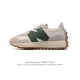 真标 Nb 新百伦 New Balance 327系列复古休闲运动慢跑鞋时尚男女运动鞋 以更纯粹的复古风格设计打造的全新造型 侧身还以解构设计，将 N 字标志以