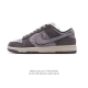 公司级 耐克 Nike Dunk Low Retro 运动鞋复古板鞋。作为 80 年代经典篮球鞋款，起初专为硬木球场打造，后来成为席卷街头的时尚标杆，现以经典细
