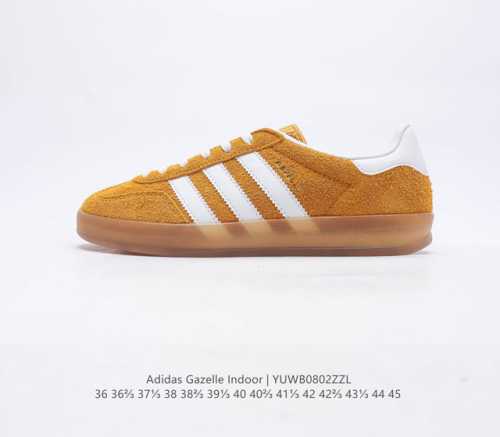 阿迪达斯 Adidas Originals Gazelle Indoor 复古三叶草防滑透明橡胶板鞋经典运动鞋 这款经典鞋,忠于原版设计,缀撞色三条纹和鞋跟饰片