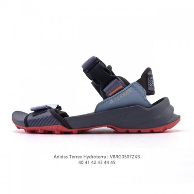新品公司级 阿迪达斯 Adidas Terrex Hydroterra At男女速干防滑徒步露趾运动凉鞋 沙滩鞋 休闲凉拖鞋，这双鞋真的是夏日必备！鞋底厚实，抗