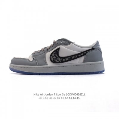 耐克 乔丹 Dior X Air Jordan 1 Low Og “迪奥联名”Aj1低邦休闲运动篮球鞋 ，35周年限量款全新联名鞋款选择了Air Jordan