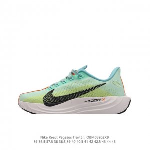 全新耐克nike Zoom Pegasus 马拉松休闲运动慢跑鞋 超级飞马跑步鞋，该鞋款采用出众配色，结合泡绵设计，巧搭织物鞋面设计，塑就轻盈质感和出众回弹感受