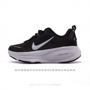亲子鞋 耐克 Nike Vomero 18 厚底增高老爹运动跑步鞋 全新 Vomero 提供比以往更多的緩衝效能以及該系列有史以來最高的鞋底高度 結合 Nike