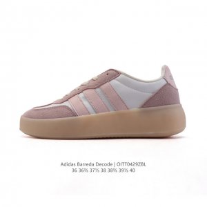 公司级 阿迪达斯 Adidas Barreda 考拉派对 复古休闲 清新 舒适百搭 德训鞋 T字头 防滑耐磨 低帮 板鞋 女款运动鞋。鞋头加宽设计提升了穿着舒适
