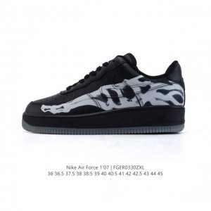 耐克Nike Air Force 1 Low 空军一号 Af1 2025年新款 小白鞋 低帮百搭厚底增高休闲运动板鞋。柔软、弹性十足的缓震性能和出色的中底设计，