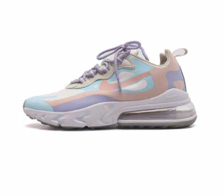 公司级 耐克nike Air Max React 缓震气垫休闲运动鞋 具备时尚风格和舒适感受 演绎未来风范 柔软泡棉中底搭载大体积 Max Air 气垫 造就传 - 点击图像关闭