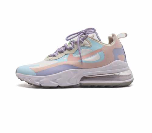 公司级 耐克nike Air Max React 缓震气垫休闲运动鞋 具备时尚风格和舒适感受 演绎未来风范 柔软泡棉中底搭载大体积 Max Air 气垫 造就传