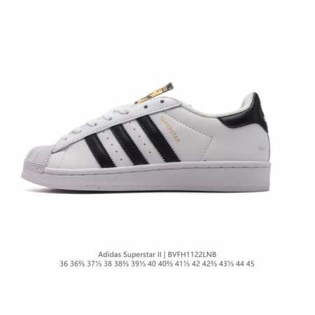 阿迪达斯 Adidas Superstar 三叶草经典贝壳头系列 新款休闲板鞋潮流男女士运动鞋 。鞋面柔软皮革材质 标志性的贝壳鞋头，锯齿三条纹，简约的线条。就 - 点击图像关闭