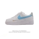 耐克 Nike Air Force 1 '07 Low 空军一号含气垫 小白鞋 低帮百搭厚底增高休闲运动板鞋。柔软、弹性十足的缓震性能和出色的中底设计，横跨复古