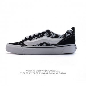 130 万斯 Vans Knu-Skool Vr3 Lx 面包鞋织物鞋面。坎普尔·茱利安系列低帮复古硫化休闲运动板鞋“肥胖版大Logo”要说整个2023年最为热