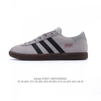 新品 阿迪达斯 Adidas Stadt 舒适透气 百搭潮流 复古时尚 德训鞋 柔软舒适 防滑耐磨 低帮 运动板鞋 男女同款。休闲鞋特色：设计师大胆选择粉色打底