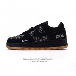 耐克 Nike Air Force 1 '07 Low 空军一号含气垫 小白鞋 2025年 蛇年新款 迪奥联名低帮百搭厚底增高休闲运动板鞋。柔软、弹性十足的缓震