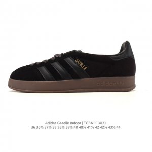 阿迪达斯 Adidas Originals Gazelle Indoor复古三叶草防滑透明橡胶板鞋经典运动鞋。这款经典鞋,忠于原版设计,缀撞色三条纹和鞋跟饰片。