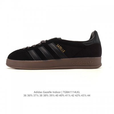 阿迪达斯 Adidas Originals Gazelle Indoor复古三叶草防滑透明橡胶板鞋经典运动鞋。这款经典鞋,忠于原版设计,缀撞色三条纹和鞋跟饰片。