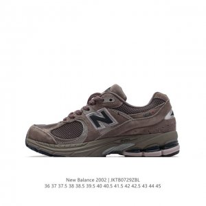 新百伦 New Balance 2002R 跑鞋 男女运动鞋厚底老爹鞋。沿袭了面世之初的经典科技，以 Encap 中底配以升级版 N-Ergy 缓震物料。鞋面则
