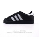 公司级 头层皮 阿迪达斯 Adidas Superstar 2025年新款鞋子 蛇年新款 经典贝壳头系列 新款休闲板鞋潮流男女士运动鞋 。鞋面柔软皮革拼接材质