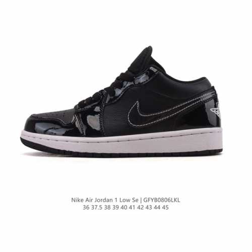 耐克 乔丹Air Jordan 1 Low Aj1 乔1 乔丹1代Aj1 低帮复古文化休闲运动篮球鞋。从1985 年面世的元年款汲取设计灵感，采用简洁大方的经典