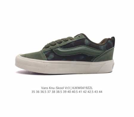 万斯 Vans Knu-Skool Vr3 Lx 面包鞋。坎普尔 茱利安系列低帮复古硫化休闲运动板鞋“肥胖版大logo”要说整个2023年最为热门的鞋型之一， - 点击图像关闭