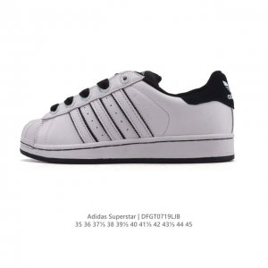 阿迪达斯 Adidas Superstar 2025年新款鞋子 蛇年新款经典贝壳头系列 新款休闲板鞋潮流男女士运动鞋。鞋面柔软皮革拼接材质 标志性的贝壳鞋头，简