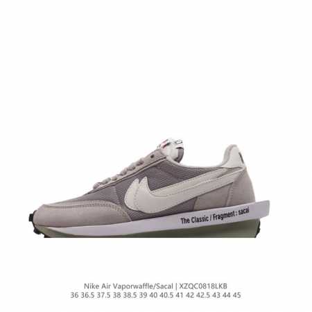 耐克 Sacai X Nike Vaporwaffle 华夫 走秀重磅联名 鞋款由pegasus与vaporfly两款鞋型的设计元素共同构建，鞋身材质由翻毛皮和 - 点击图像关闭