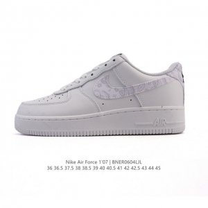 耐克 Nike Air Force 1 '07 Low 空军一号含气垫 小白鞋 2025年 蛇年新款 低帮百搭厚底增高休闲运动板鞋。柔软、弹性十足的缓震性能和出