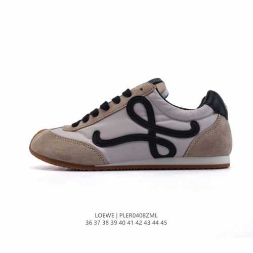 公司级 Loewe 罗意威 Ballet Runner 皮革织物拼接 简约圆头 系带 低帮 运动休闲鞋这双鞋是Loewe新发布的Ballet Runner 2.
