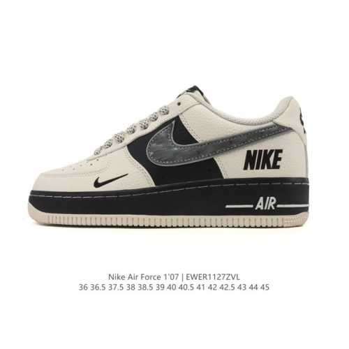耐克 Nike Air Force 1 '07 Low 空军一号含气垫 低帮小白鞋 百搭厚底增高休闲运动板鞋。柔软、弹性十足的缓震性能和出色的中底设计，横跨复古
