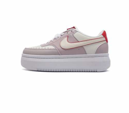 Nike耐克新款nike Court Vision Alta Ltr 厚底增高运动休闲板鞋 时尚设计 巧妙融合皮革材质搭配加高鞋底 出众篮球鞋外观搭配柔软鞋舌