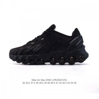 耐克 Nike Air Max Dn8 全掌气垫科技运动跑步鞋Fq7860-005。鞋款采用醒目渐变织物和动态波浪状结构鞋面，搭配黑色中底和外底，以及迷你黑色