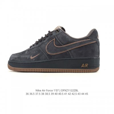 耐克 Nike Air Force 1 '07 Low 空军一号含气垫 低帮小白鞋 百搭厚底增高休闲运动板鞋。柔软、弹性十足的缓震性能和出色的中底设计，横跨复古