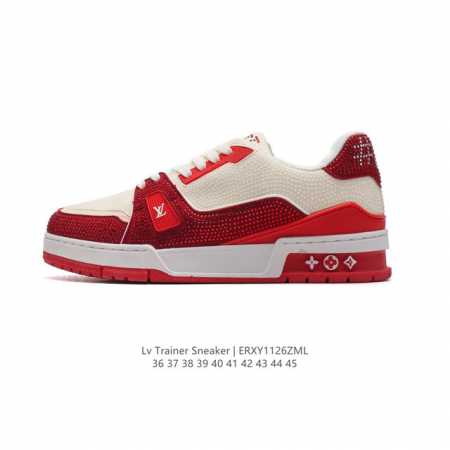 公司级 路易威登 Louis Vuitton Lv路易威登板鞋 时尚运动鞋 满钻潮厚底增高鞋 。舒适防滑底和百搭性霸屏整个时尚娱乐圈，细节调整完美主义！鞋面采用 - 点击图像关闭