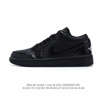 耐克 乔丹Air Jordan 1 Low Aj1 乔1 乔丹1代Aj1 低帮复古文化休闲运动篮球鞋。从1985 年面世的元年款汲取设计灵感，采用简洁大方的经典 - 点击图像关闭