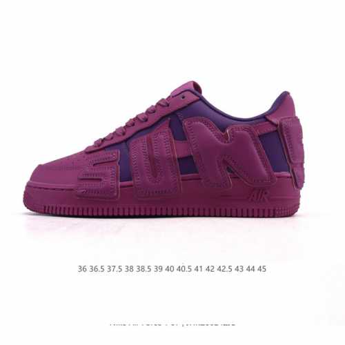 公司级 耐克 Nk Air Force 1'07 Low 联名款 3M反光 空军一号低帮休闲板鞋 ，鞋款鞋身以一袭浅绿色为主调，搭配皮革材质打造。外侧分别饰有