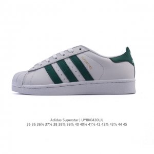 阿迪达斯 Adidas Superstar 2025年新款鞋子 蛇年新款经典贝壳头系列 新款休闲板鞋潮流男女士运动鞋 。鞋面柔软皮革拼接材质 标志性的贝壳鞋头，