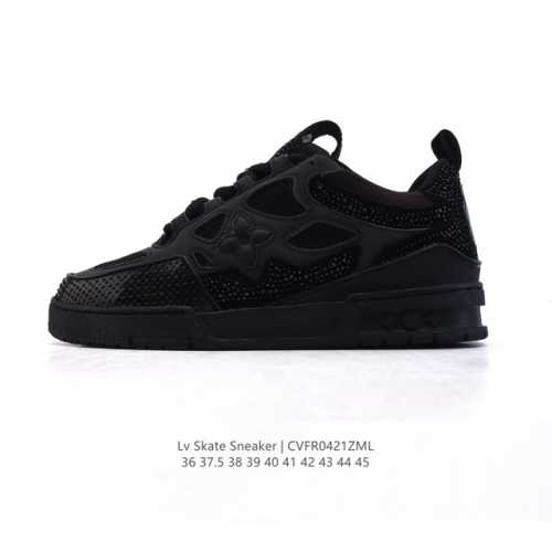 新款公司级 Lv Skate Sneaker 路易威登 水钻系带 时尚低帮 2025年新款运动板鞋 蛇年限定 2025 Lv 路易威登 Skate铆钉休闲运动鞋