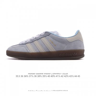 阿迪达斯 Adidas Originals Gazelle Indoor复古三叶草防滑透明橡胶板鞋经典运动鞋。这款经典鞋,忠于原版设计,缀撞色三条纹和鞋跟饰片。
