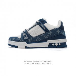 公司级 路易威登 Louis Vuitton Lv路易威登板鞋 时尚运动鞋 浮雕老花Logo 潮厚底增高鞋 。舒适防滑底和百搭性霸屏整个时尚娱乐圈，细节调整完美