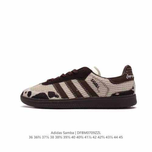 阿迪达斯 德训鞋 Adidas Originals Samba Og Shoes 经典运动鞋小白鞋 T头鞋 彰显休闲摩登风情的时尚经典鞋。它诞生于50年代的足球