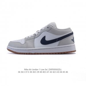耐克 乔丹Air Jordan 1 Low Aj1 乔1 乔丹1代Aj1 低帮复古文化休闲运动篮球鞋。从1985 年面世的元年款汲取设计灵感，采用简洁大方的经典