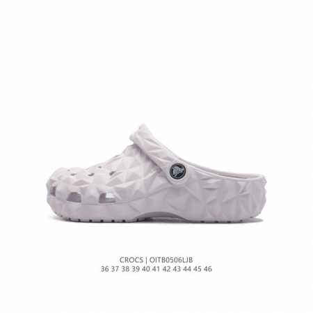 Crocs 沙滩洞洞鞋 男女休闲厚底增高凉拖鞋 卡骆驰杨幂同款 厚底增高凸显大长腿沙滩鞋 选择尺码时 建议选大一码 脚感更舒适 这款没有鞋盒 类型：男女鞋 尺码 - 点击图像关闭