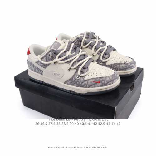 公司级 耐克 Nike Dunk Low Retro 运动鞋复古解构绑带板鞋 双鞋带 联名 蛇年限定。作为 80 年代经典篮球鞋款，起初专为硬木球场打造，后来成