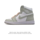 公司级 耐克 男女同款运动板鞋 Nike Air Jordan 1 Retro High Og 乔丹一代aj1 乔1 Aj1 篮球鞋复刻运动鞋。皮面高帮板鞋的设