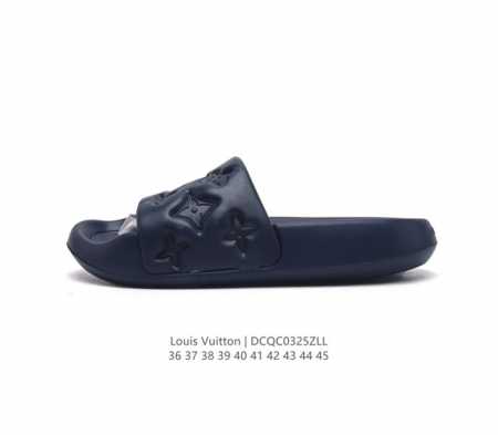 Lv路易威登l家驴牌monogram 浮雕 拖鞋 沙滩休闲凉拖鞋 家居拖鞋 本季 Waterfront 凉拖焕新回归 鞋面扣带压印路易威登标志性的 Monogr - 点击图像关闭