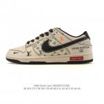 公司级 耐克 Nike Dunk Low Retro 运动鞋复古板鞋 2026年新款 马年限定，作为 80 年代经典篮球鞋款，起初专为硬木球场打造，后来成为席卷
