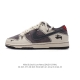 公司级 耐克 Nike Dunk Low Retro 运动鞋复古板鞋 解构绑带 双鞋带。作为 80 年代经典篮球鞋款，起初专为硬木球场打造，后来成为席卷街头的时