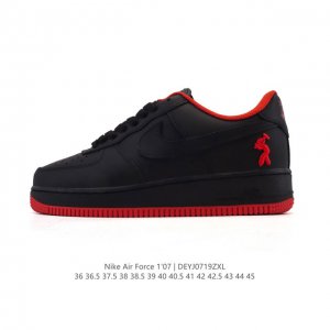 耐克 Nike Air Force 1 '07 Low 空军一号含气垫 小白鞋 2025年 蛇年新款 低帮百搭厚底增高休闲运动板鞋。柔软、弹性十足的缓震性能和出