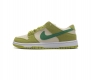 耐克 Nike Dunk Low Retro 运动鞋复古板鞋 作为 80 年代经典篮球鞋款 起初专为硬木球场打造 后来成为席卷街头的时尚标杆 现以经典细节和复古
