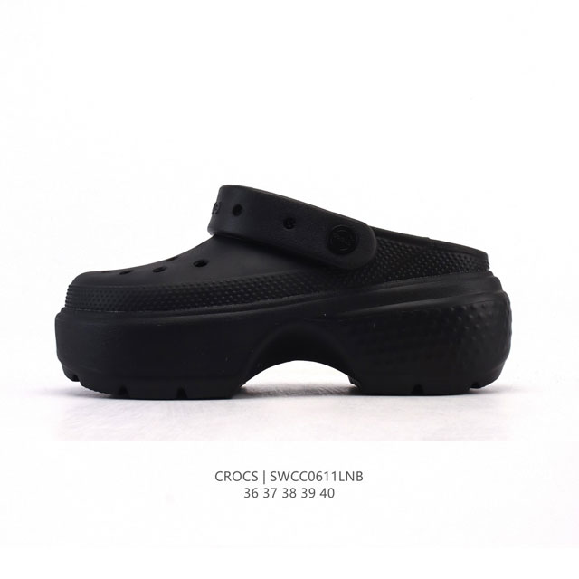 Crocs 沙滩洞洞鞋 女士休闲厚底增高凉拖鞋 卡骆驰明星同款 厚底增高沙滩鞋 选择尺码时 建议选大一码 脚感更舒适 家居休闲一式两用拖鞋 白敬亭同款，坡跟设计